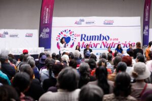 Fortalece Lupita Cuautle la nutrición familiar con 15 mil paquetes alimentarios entregados