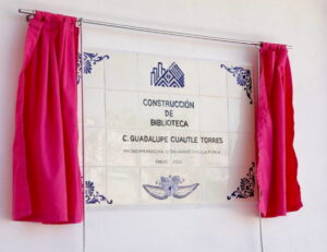 Refuerza Lupita Cuautle espacios educativos con nueva biblioteca en telesecundaria