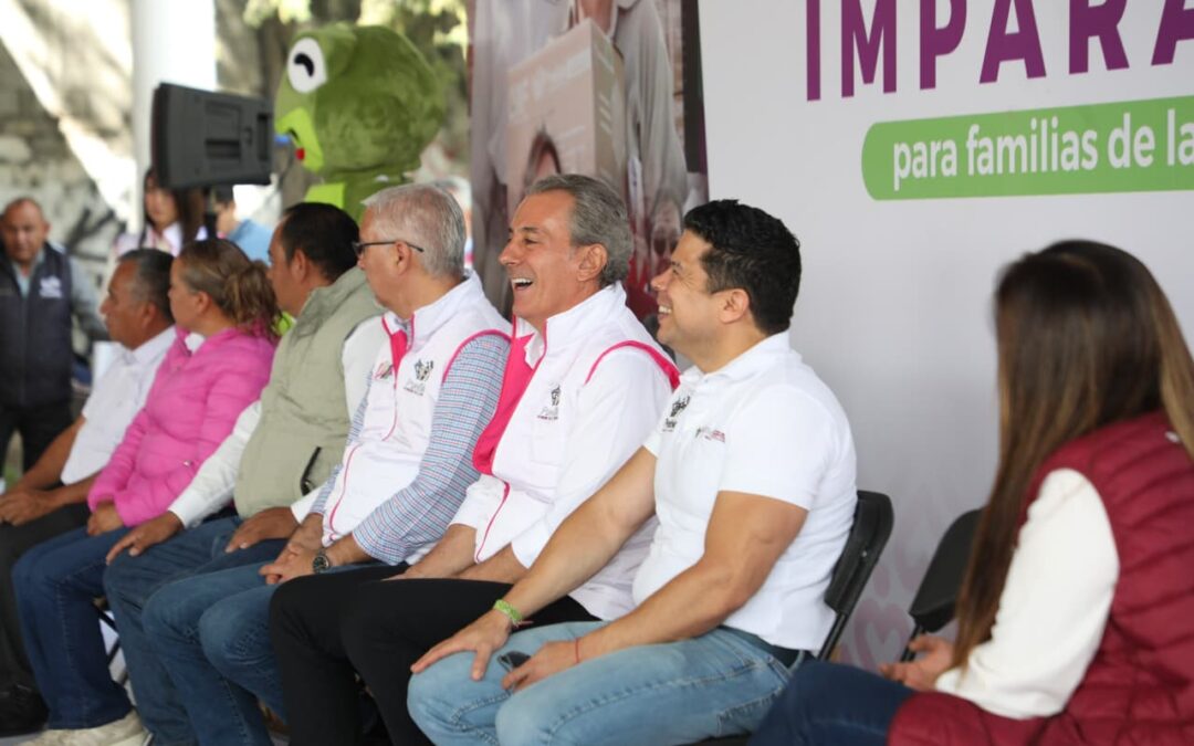 Entrega Pepe Chedraui apoyos del programa Alimentación Imparable en Xonacatepec