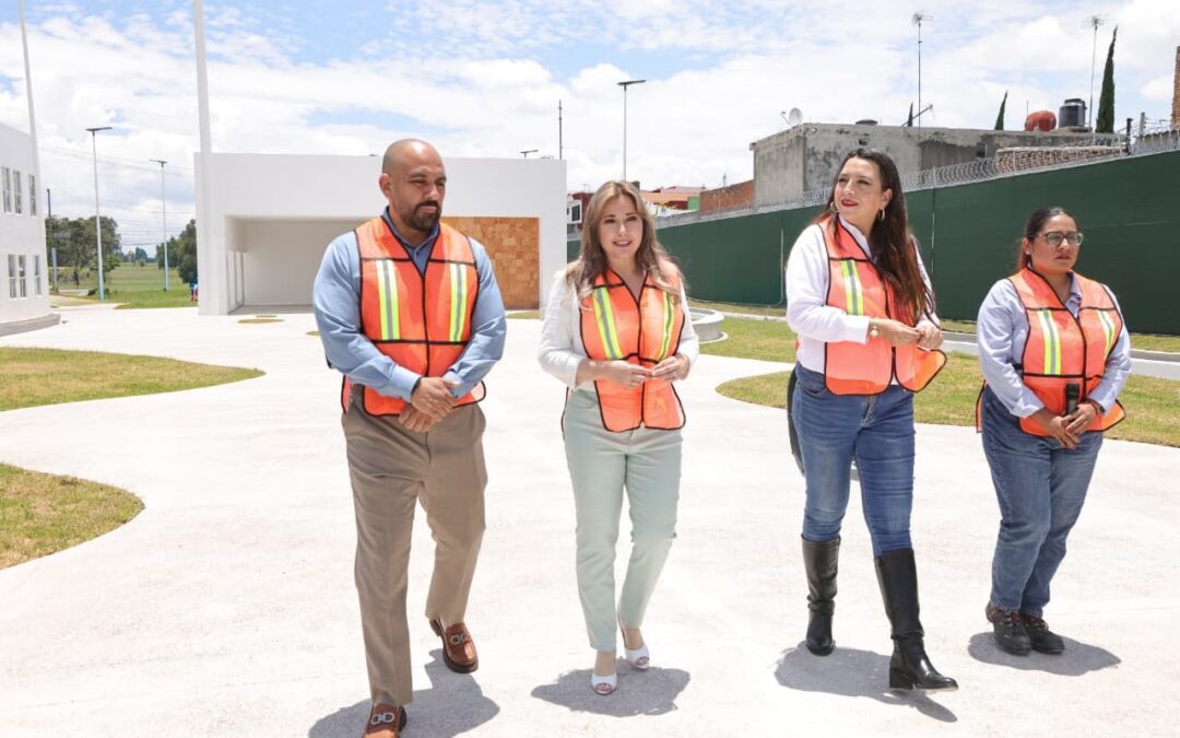 Ceci Arellano supervisa avance de obra en Casa del Abue Oriente