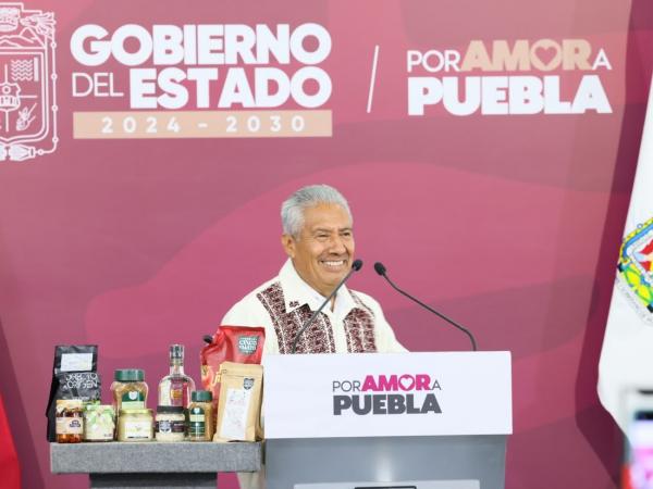 Crecimiento histórico en matrícula de universidades estatales públicas; aumenta 476 por ciento, informó el secretario de Educación Pública, Manuel Viveros Narciso