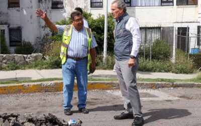Supervisa Pepe Chedraui labores de bacheo en colonia La Noria