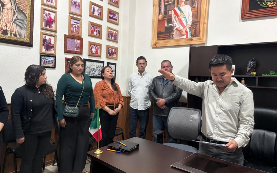 Sin incidentes toma de protesta de los 3 concejos municipales en Esperanza, Tepeyahualco y Acatlán de Osorio
