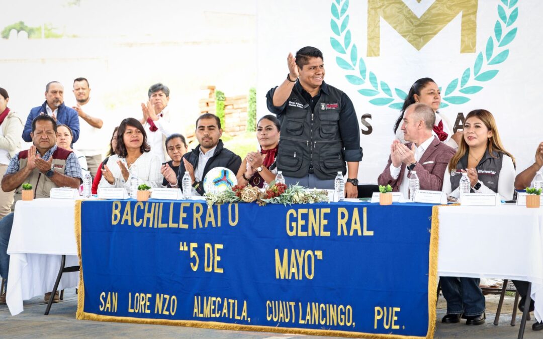 Presidente municipal de Cuautlancingo, Omar Muñoz fortalece infraestructura educativa en San Lorenzo Almecatla