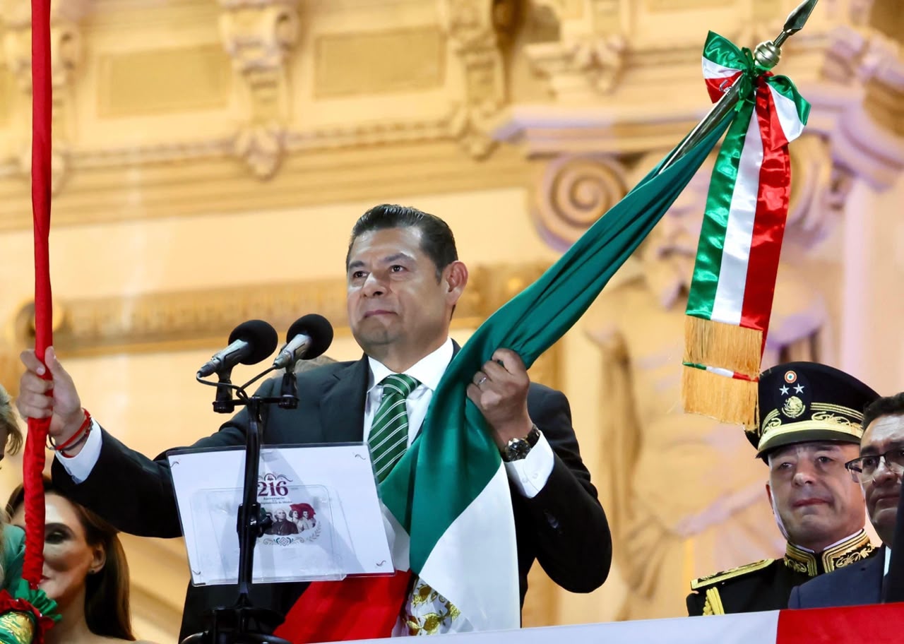observatorio-puebla-gep-arenga-aa-ceremonia-grito