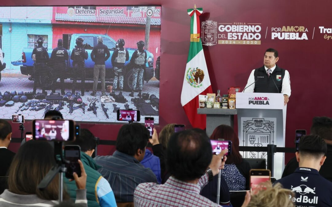 Los funcionarios que se coludan con algún grupo delictivo en Puebla deberán asumir las consecuencias: Gobernador Alejandro Armenta.