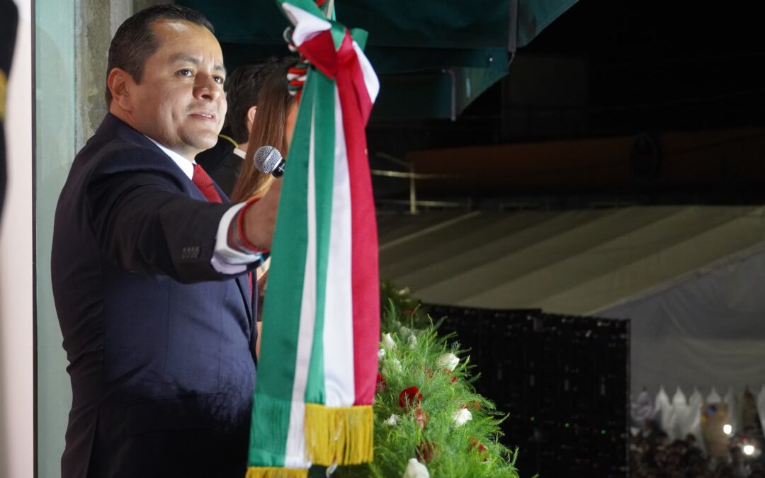 Miles de Texmeluquenses dan el grito de Independencia junto al edil Juan Manuel Alonso