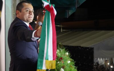 Miles de Texmeluquenses dan el grito de Independencia junto al edil Juan Manuel Alonso